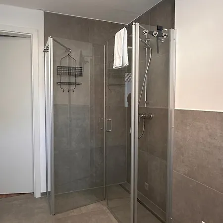 Amao-Pearl I Comfort Suite I 94Qm I Kingsize-Bett I Exklusiv Mit Balkon & Tiefgarage I Aufzug Offenburg Exterior photo