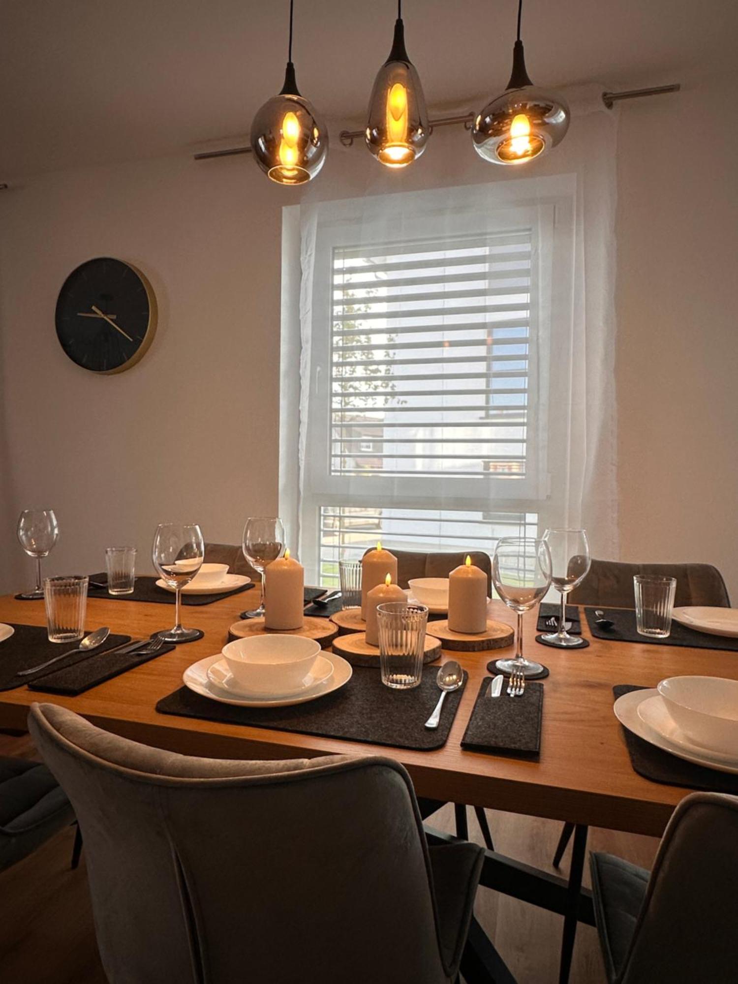 Amao-pearl I Comfort I 94qm I Kingsize-bett I Exklusiv Mit Balkon & Tiefgarage I Aufzug