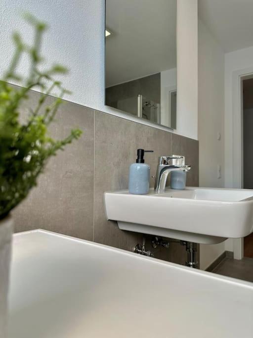 Apartment Amao-pearl I Comfort I 94qm I Kingsize-bett I Exklusiv Mit Balkon & Tiefgarage I Aufzug *